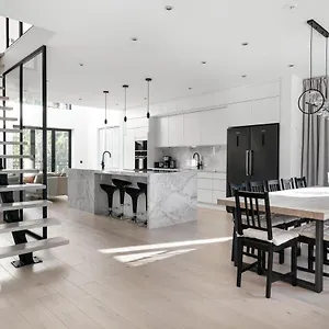 Stylish And Spacious Family Stockholm